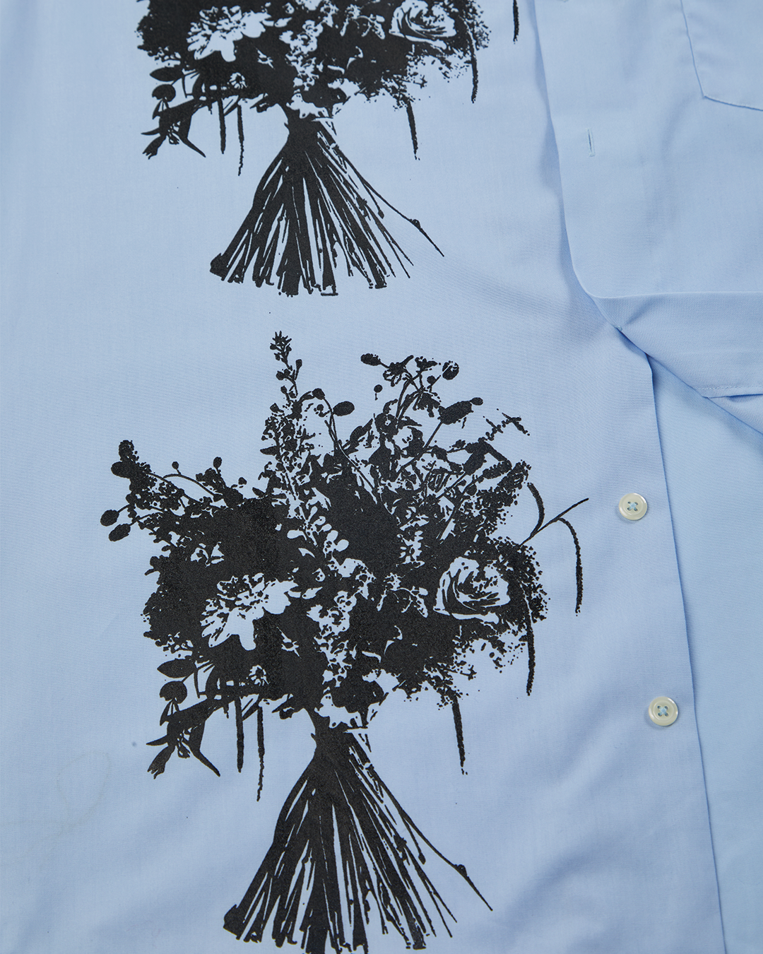 BUY YOUR LOVED ONE FLOWERS short sleeve - XL