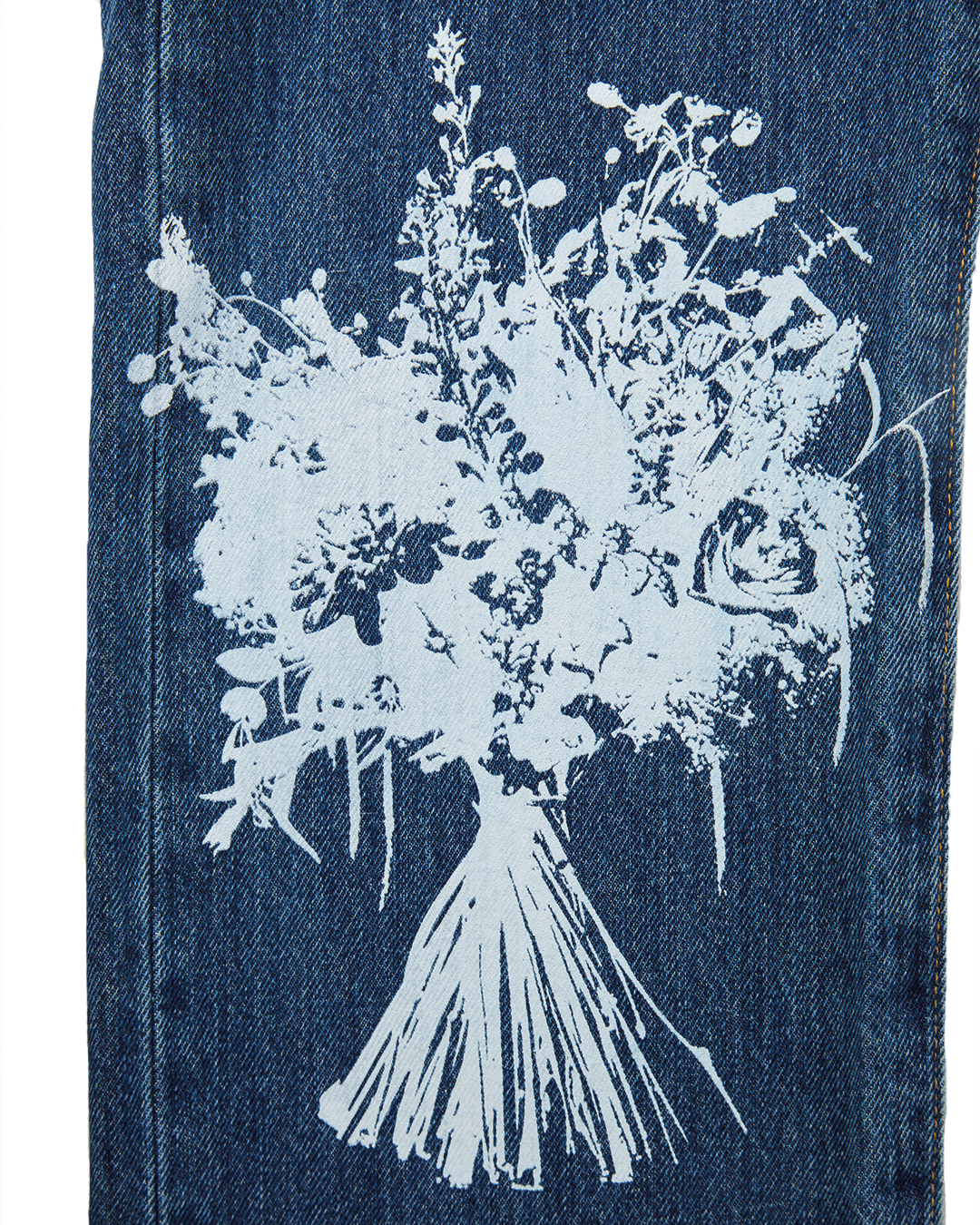 BUY YOUR LOVED ONE FLOWERS Full printed Levi’s W32 L34