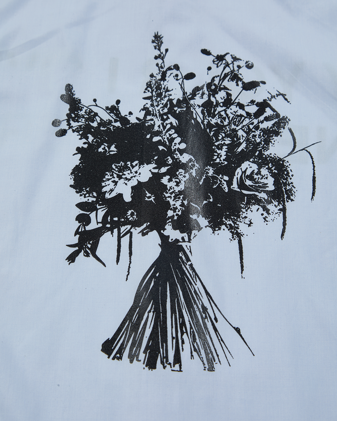 BUY YOUR LOVED ONE FLOWERS front text - L