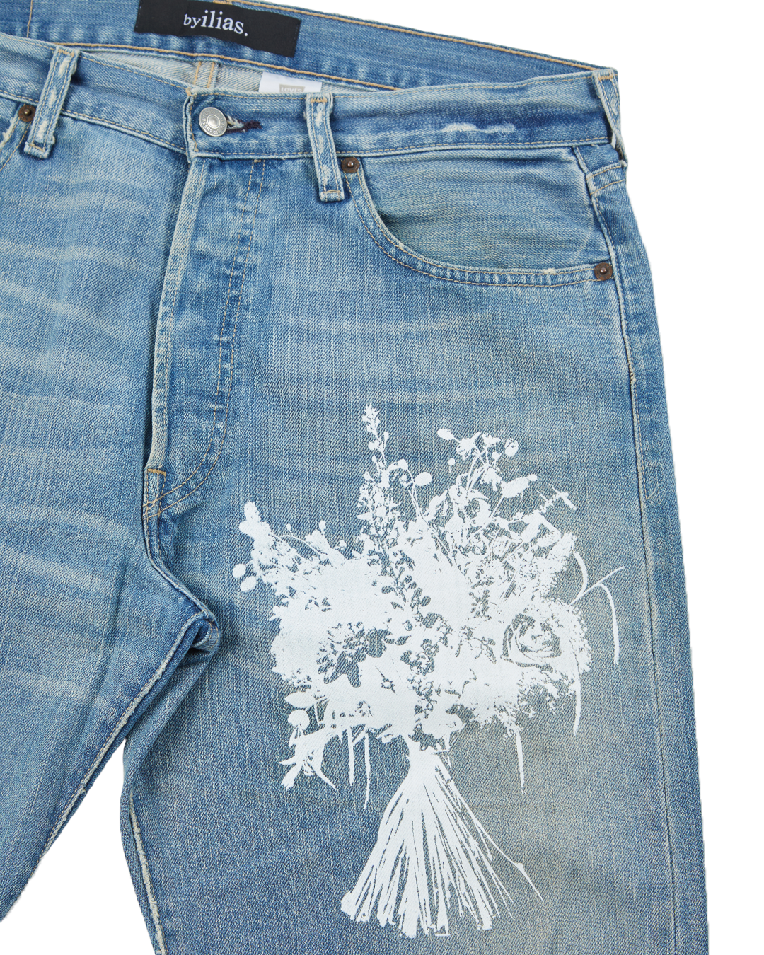 BUY YOUR LOVED ONE FLOWERS Levi’s W33 L32