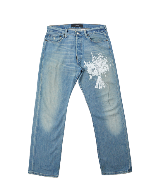 BUY YOUR LOVED ONE FLOWERS Levi’s W33 L32